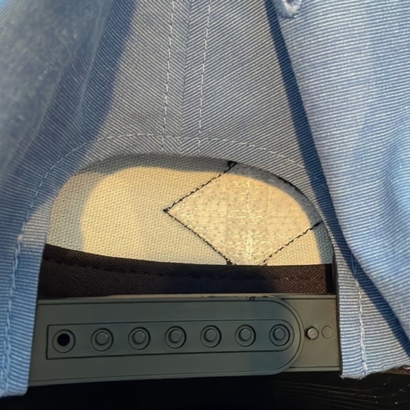 Quiksilver Blue/Gray Trucker Hat. - Picture 4 of 4